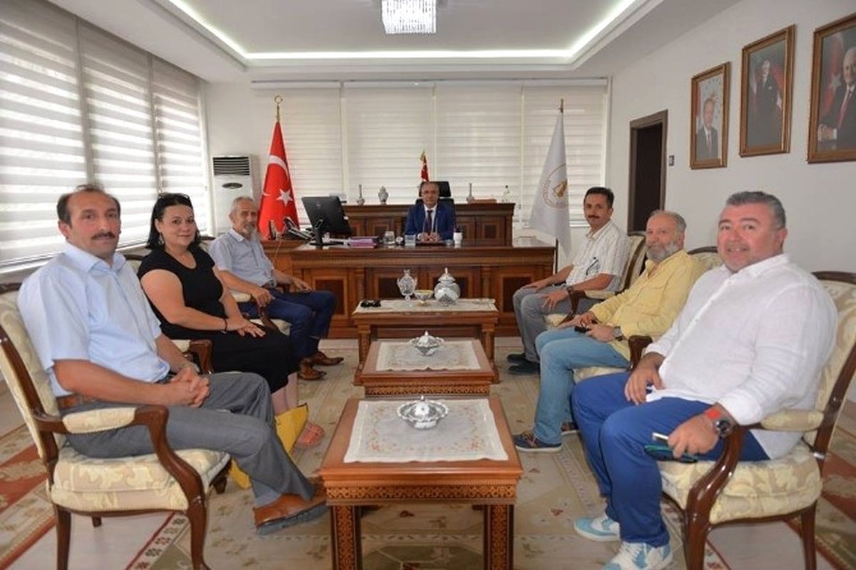 Yeni Kütahya Valisi Nayır\'a Eskişehir\'den Ziyaret