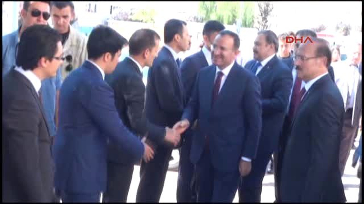 Yozgat Bekir Bozdağ ABD Gülen\'i İade Etmezse Bir Teröriste Türkiye\'yi Feda Ettiği Anlamını Taşır