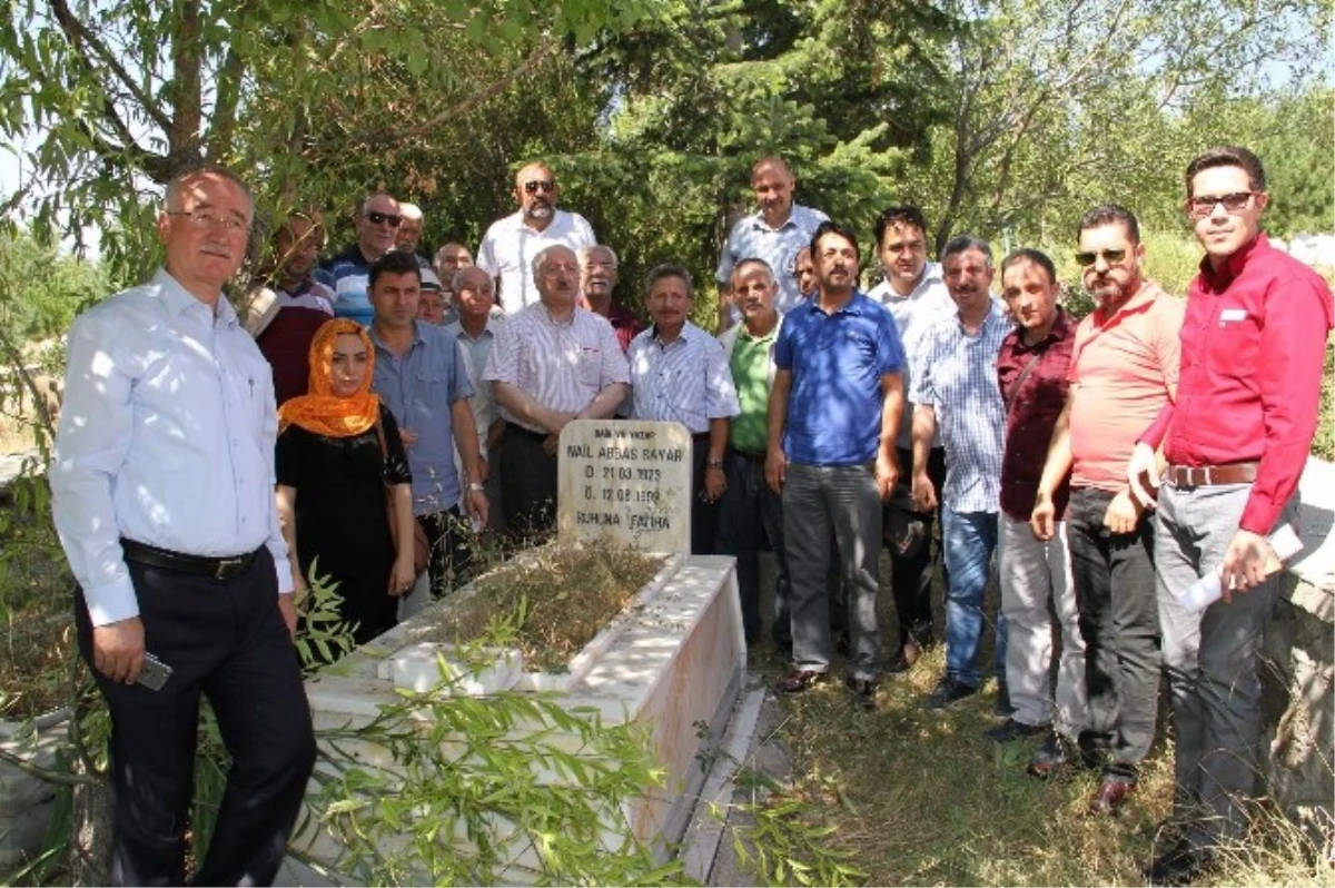 Yozgatlı Gazeteci ve Yazar Abbas Sayar Ölümünün 17. Yıl Dönümünde Anıldı