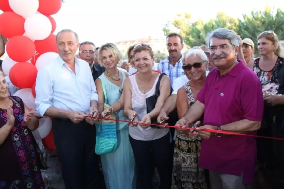 Akbük Zübeyde Hanım Parkı Törenle Açıldı