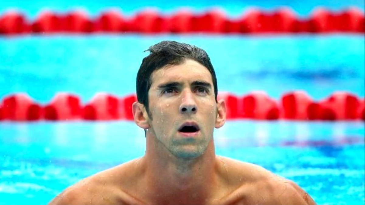 Amerikalı Yüzücü Michael Phelps, 100 Metre Yarışında İkinci Oldu
