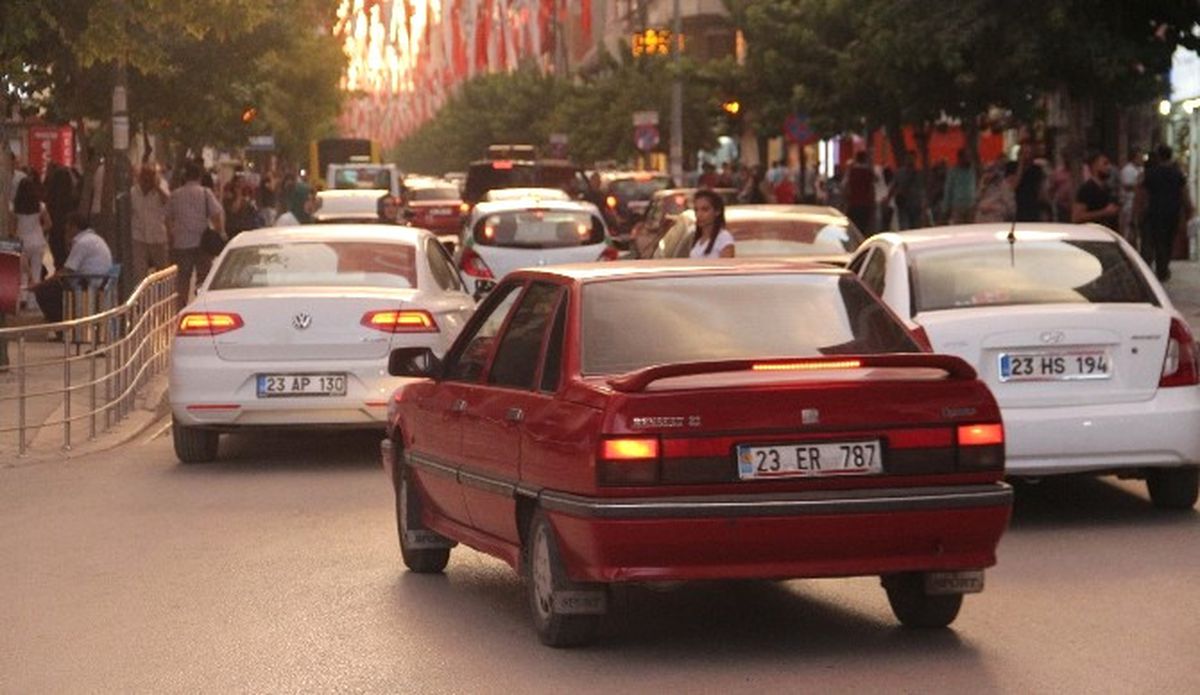 Elazığ\'da Trafiğe Kayıtlı Araç Sayısı Arttı