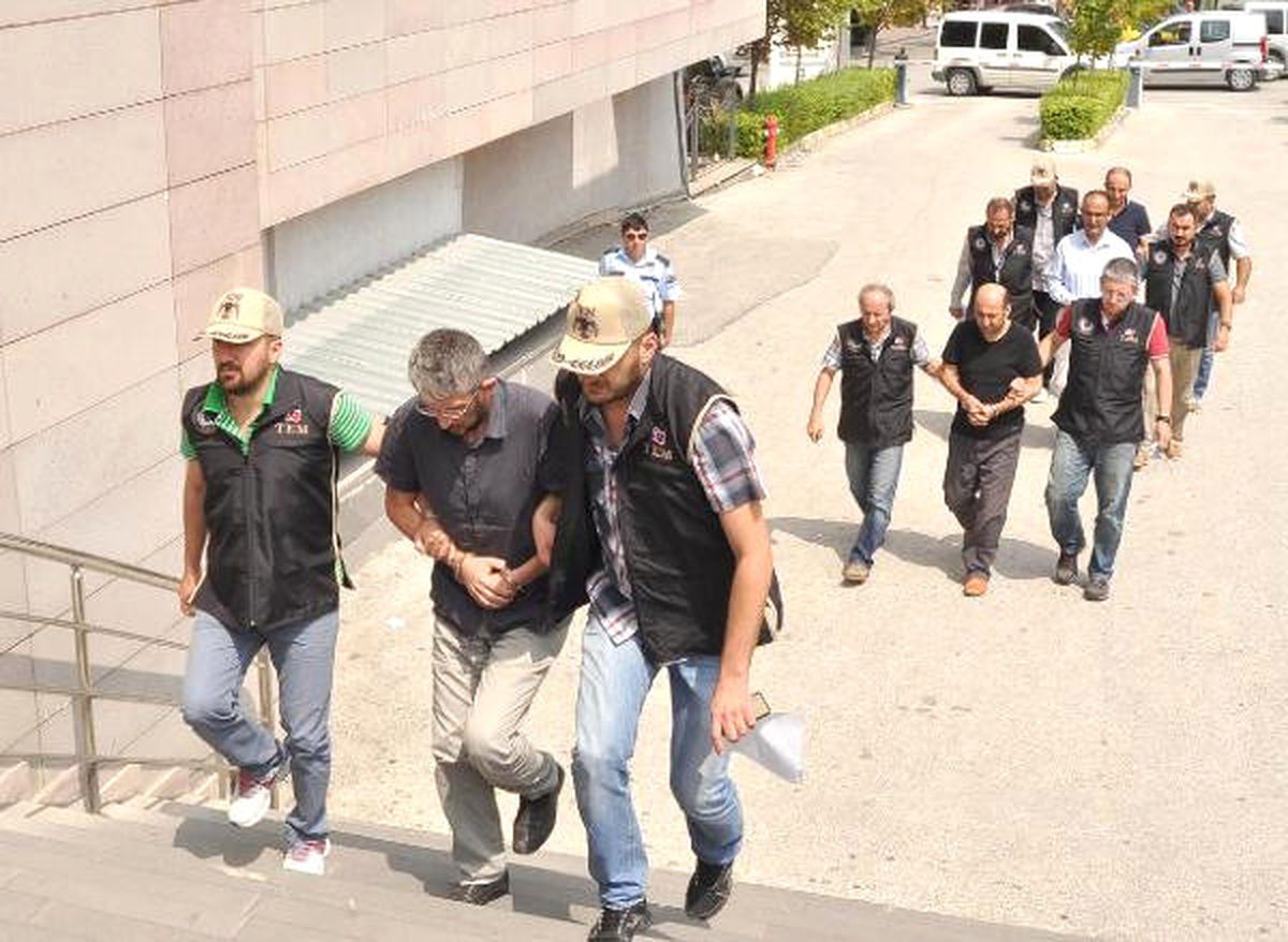 Eskişehir\'de 4 Polis Müdürü Adliyeye Sevk Edildi