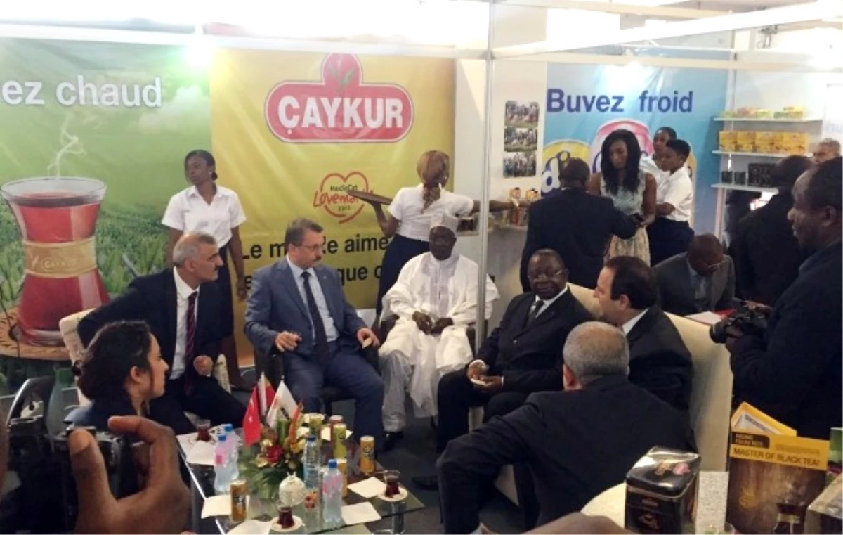 Fildişi Sahilleri ve Kamerun Çaykur\'la Tanıştı