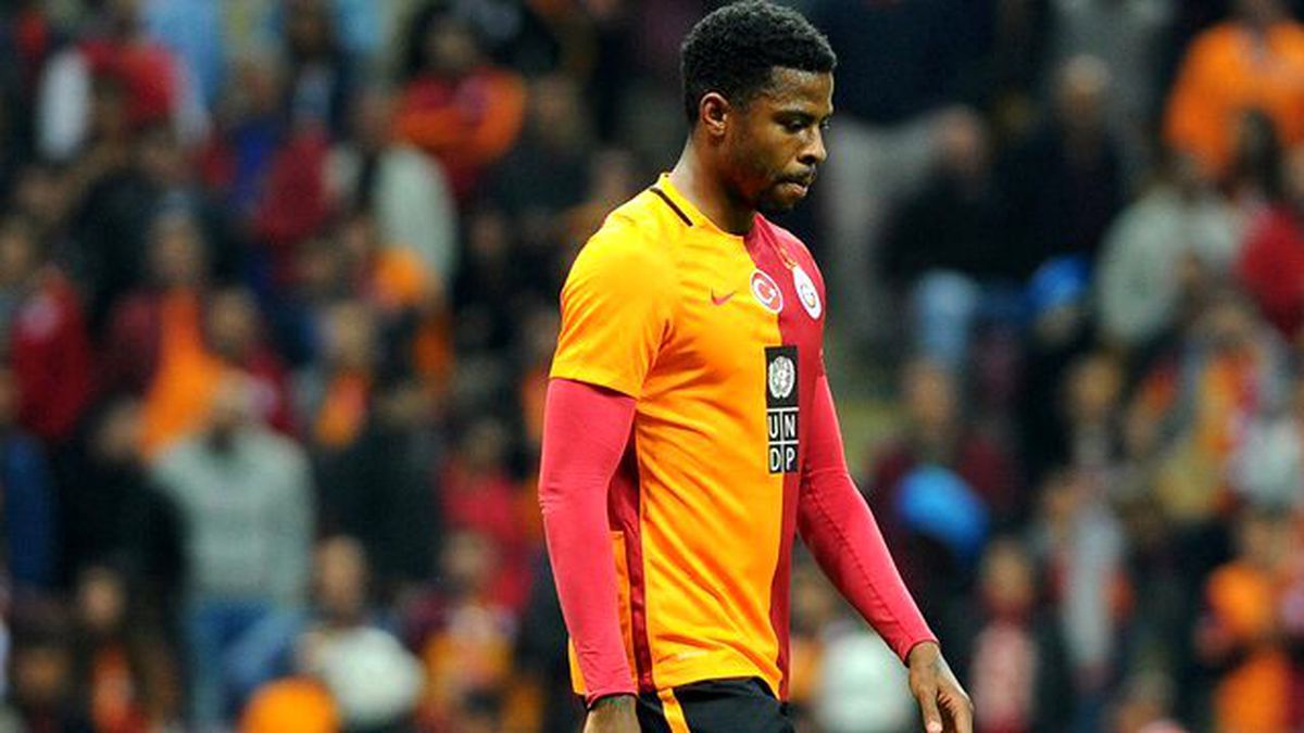 Galatasaray'da İstenmeyen Ryan Donk Takımda Kaldı