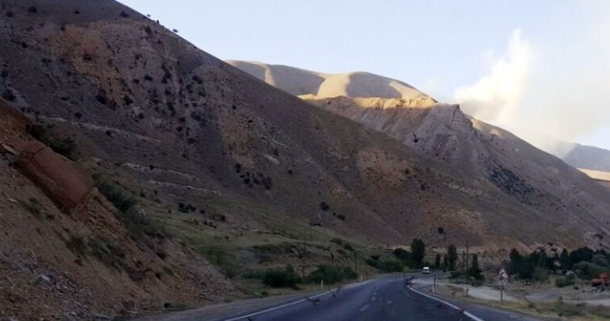 Hakkari\'deki Yangın Kontrol Altına Alındı