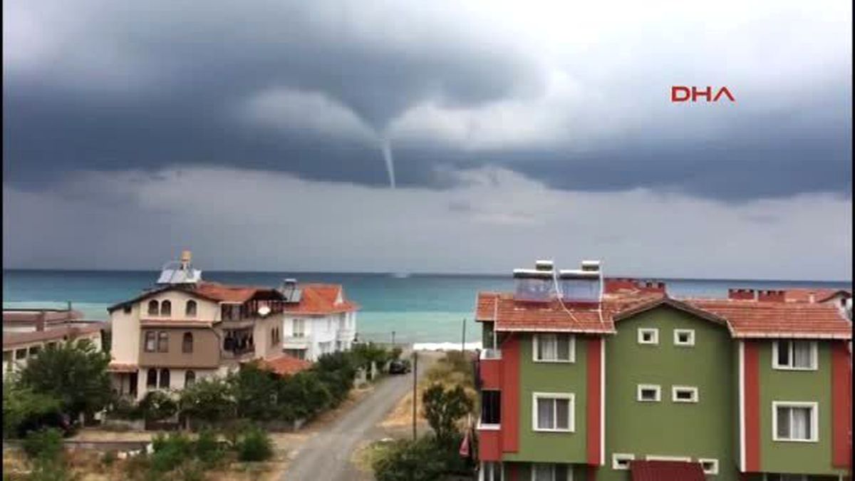 Kastamonu Deniz Üzerinde Oluşan Hortum Korkuttu