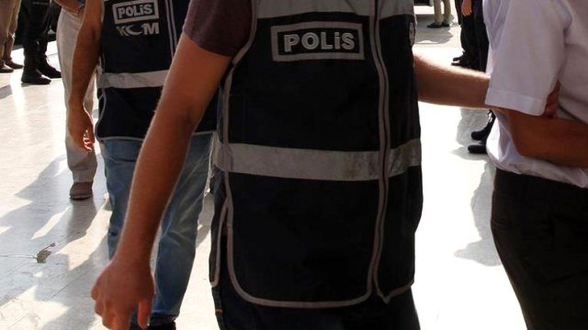 Konya\'nın Ereğli İlçesinde Fetö\'den 11 Kişi Gözaltına Alındı