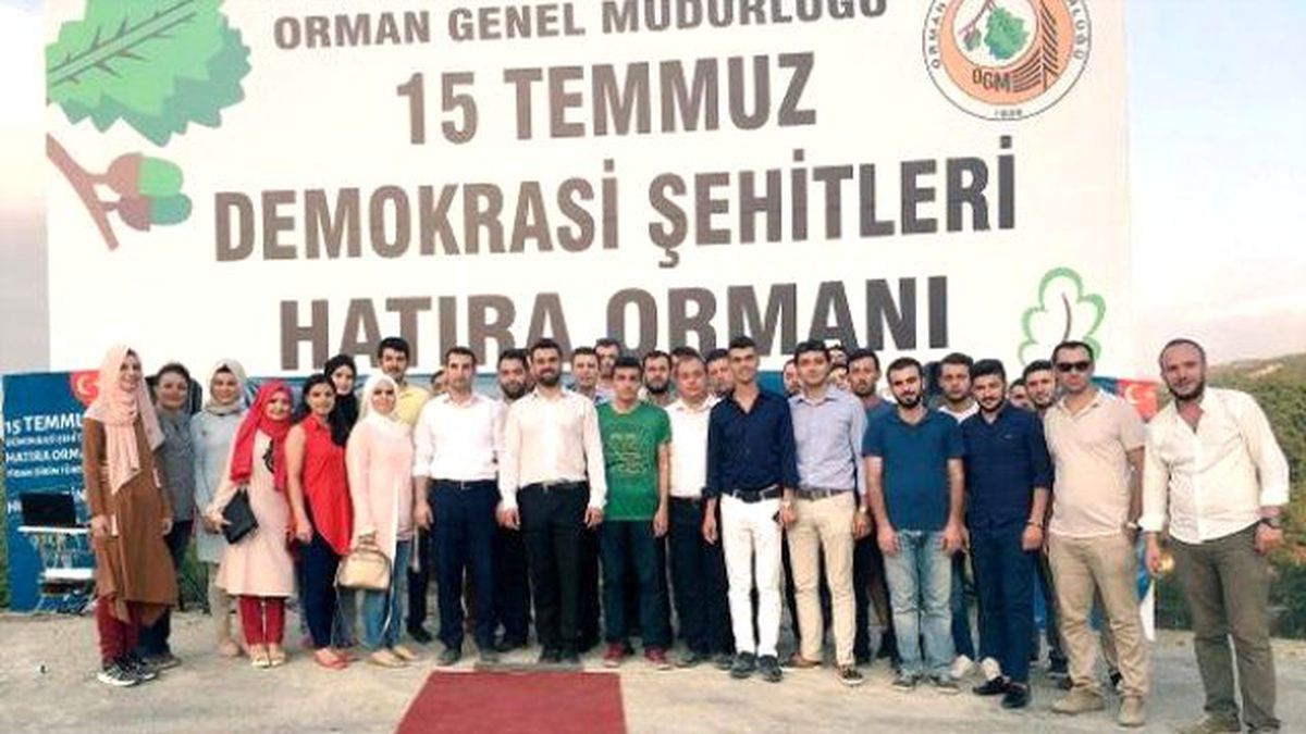 Manisa\'da "Demokrasi Şehitleri Hatıra Ormanı"