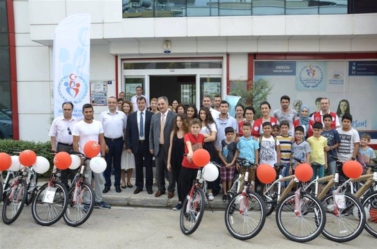 Mersin\'de \'Sağlıklı Beslenme ve Hareketli Hayat Programı\' Başladı