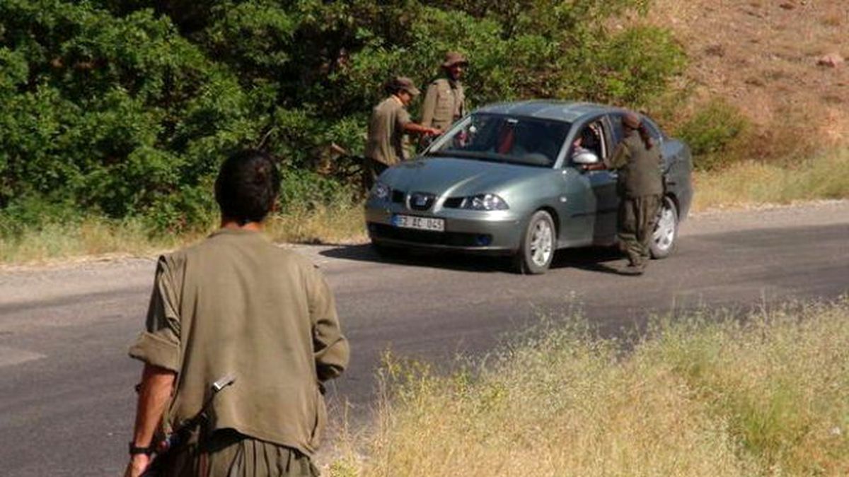 PKK, AK Parti Gençlik Kolları Başkanı ve Kardeşini Kaçırdı