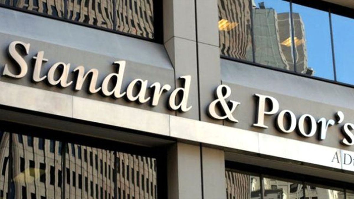 S&p, Angola\'nın Görünümünü Düşürdü