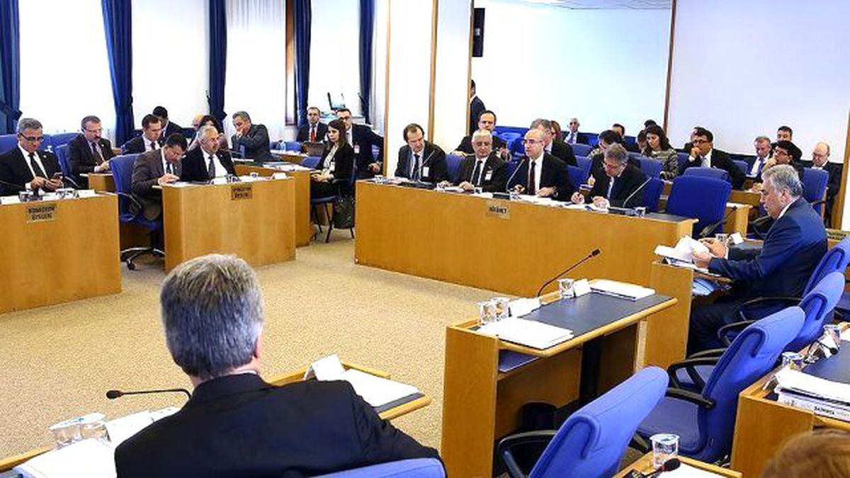 Torba Tasarı" Plan ve Bütçe Komisyonunda Kabul Edildi (5)