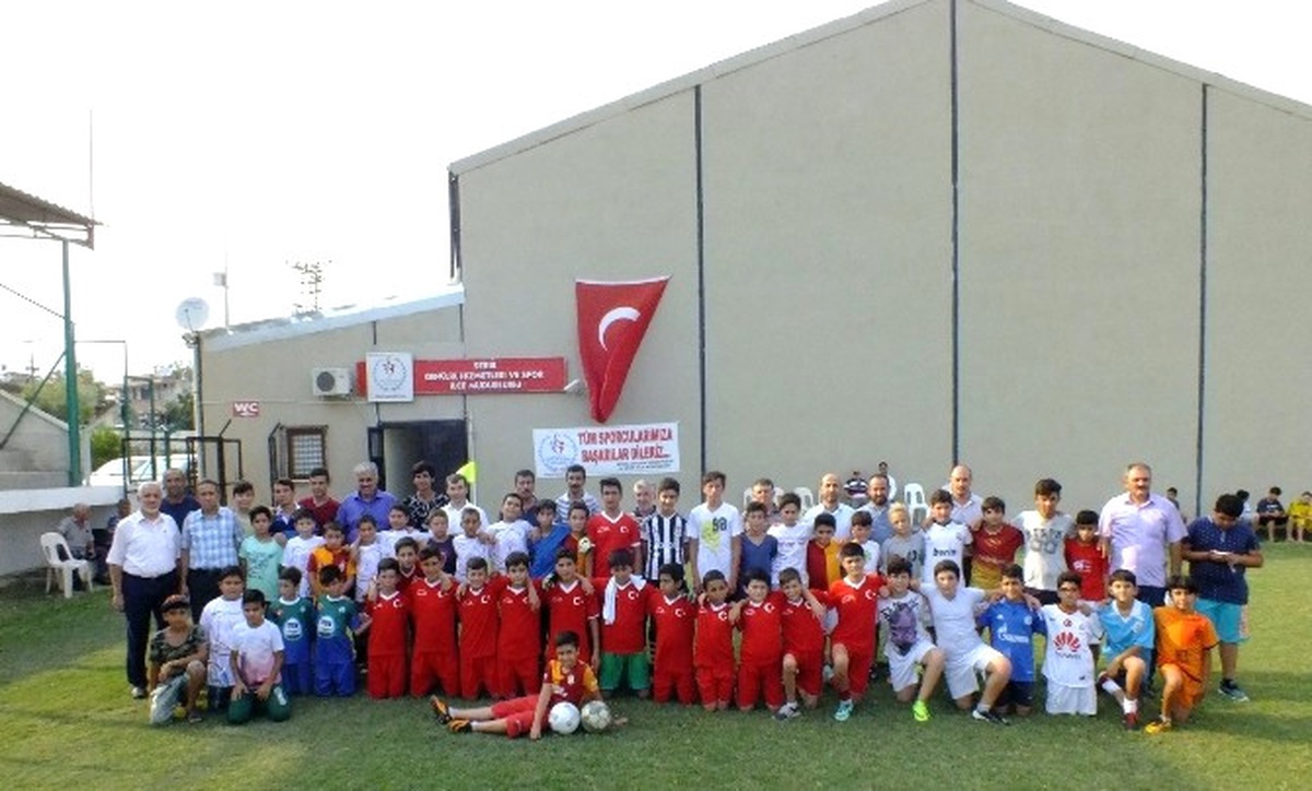 Yaz Kur\'an Kursunun Ardından Futbol Turnuvası