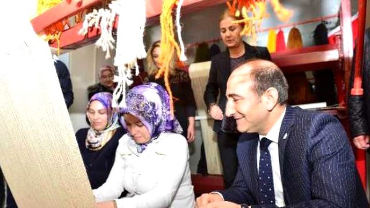 Yıl-Mek Yeni Öğrencilerini Bekliyor
