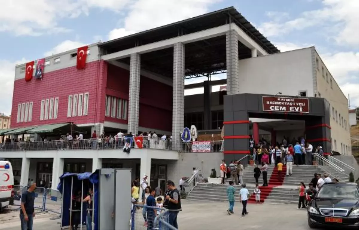 Alevi Vakıfları Federasyonu Başkanı: Alevileri Vali, Kaymakam, Emniyet Müdürü Görmek İstiyoruz