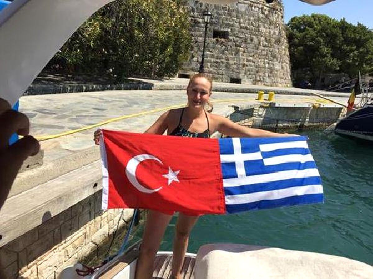 Dostluk Kulaçlarını, Bu Kez Bodrum\'dan İstanköy\'e Attı