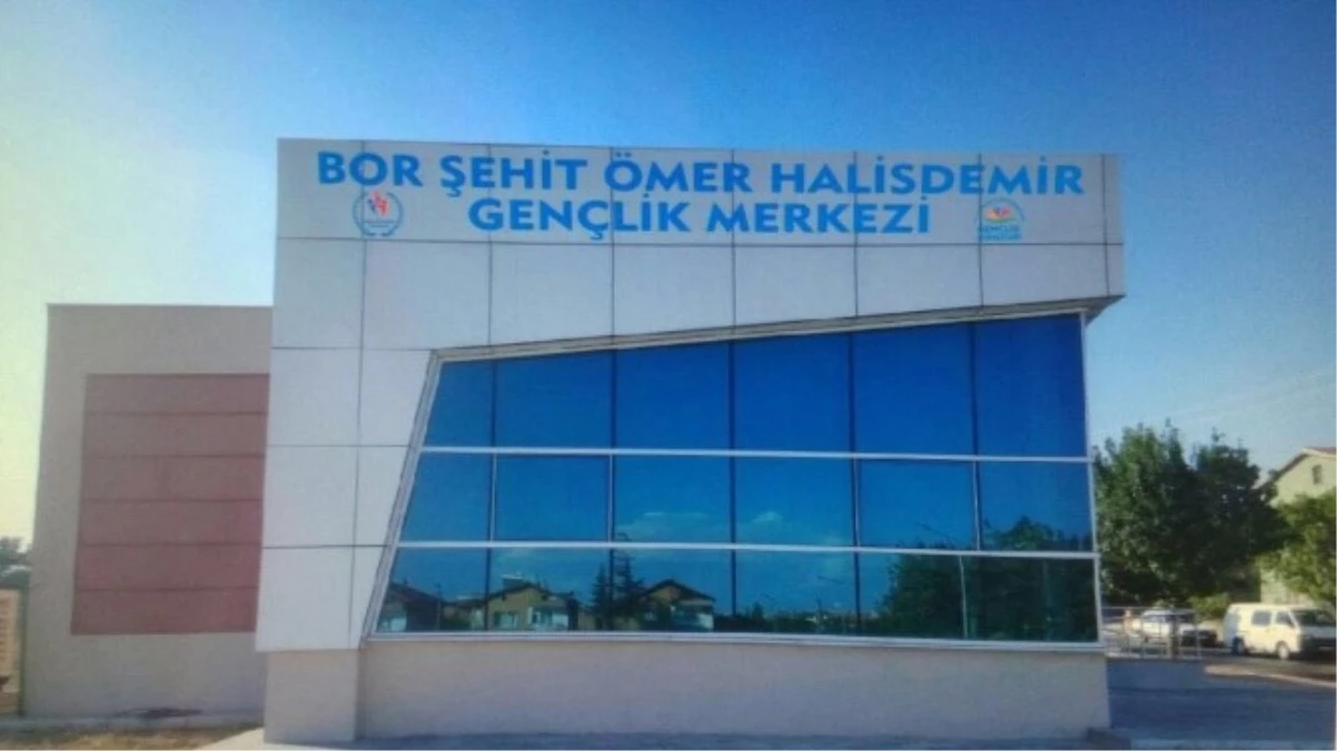 Gençlik ve Spor Bakanlığı, 15 Temmuz Şehitlerinin İsimlerini Yaşatacak