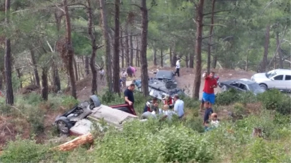 Piknikten Dönen Aile Otomobille Uçurumdan Yuvarlandı: 6 Yaralı