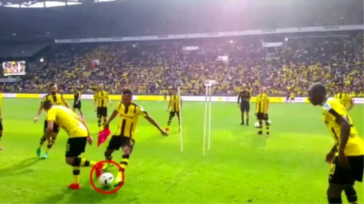 Raphael Guerreiro, Aubameyang'ı Antrenmanda Rencide Etti