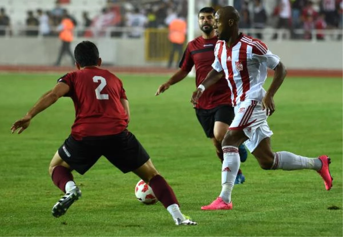 Sivasspor, Hazırlık Maçında Tokatspor\'u 3-1 Mağlup Etti