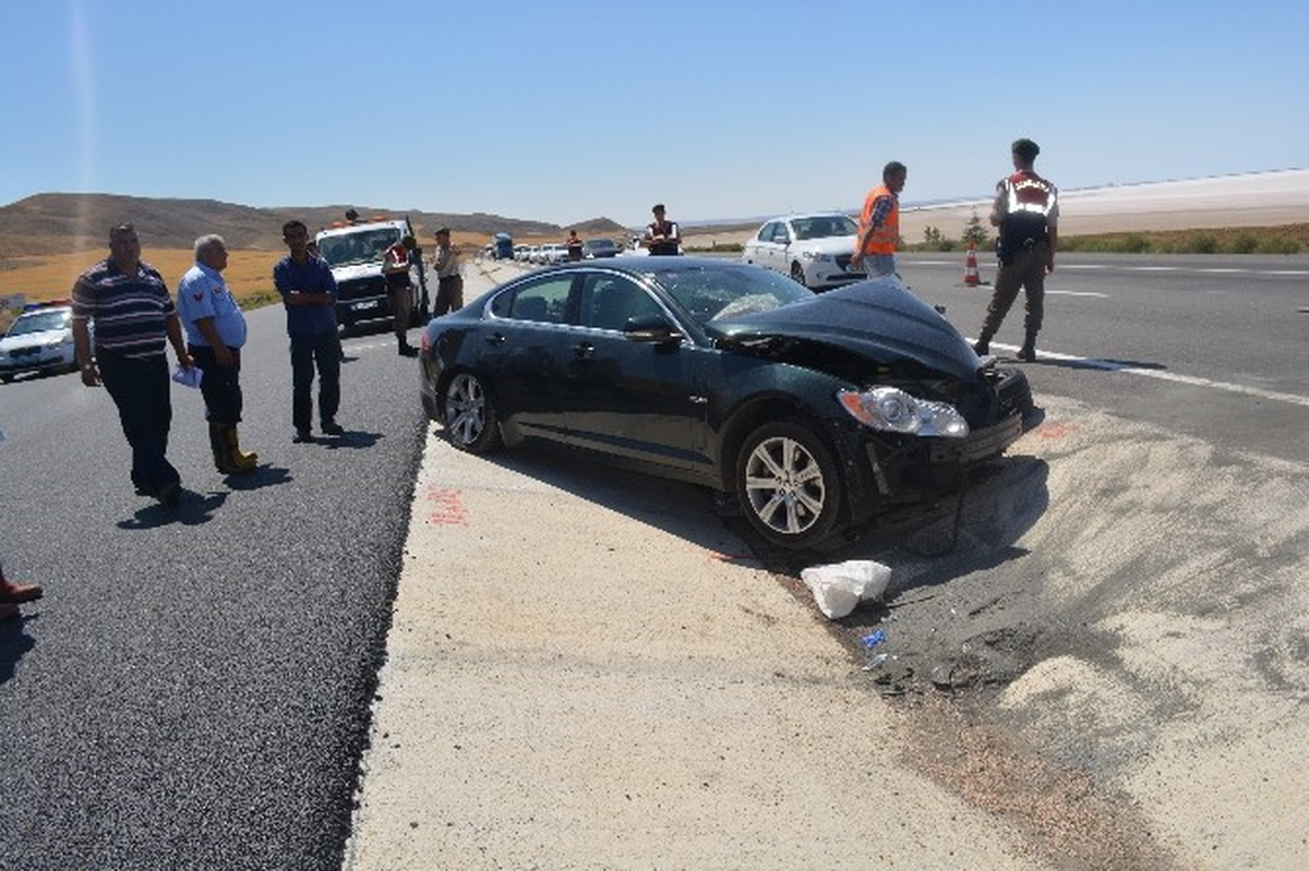 Ankara\'da Trafik Kazası: 1 Ölü, 6 Yaralı