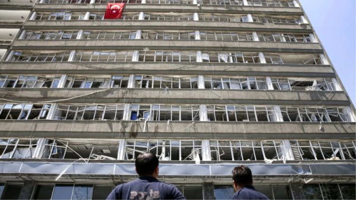 Ankara Emniyet Müdürlüğü\'nde Durdurulan Hizmetler Yeniden Başladı