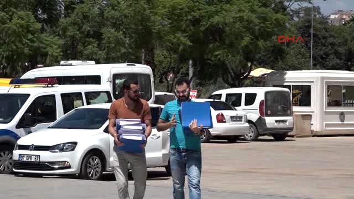 Antalya Fetö\'nün Üniversite Şüphelileri Adliyeye Sevk Ediliyor