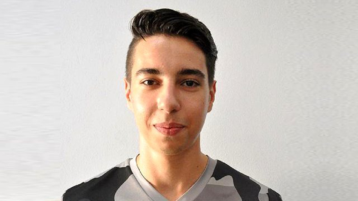 Beşiktaş\'ın Genç Hentbolcusu Kubilay Yılmaz Trafik Kazası Geçirdi