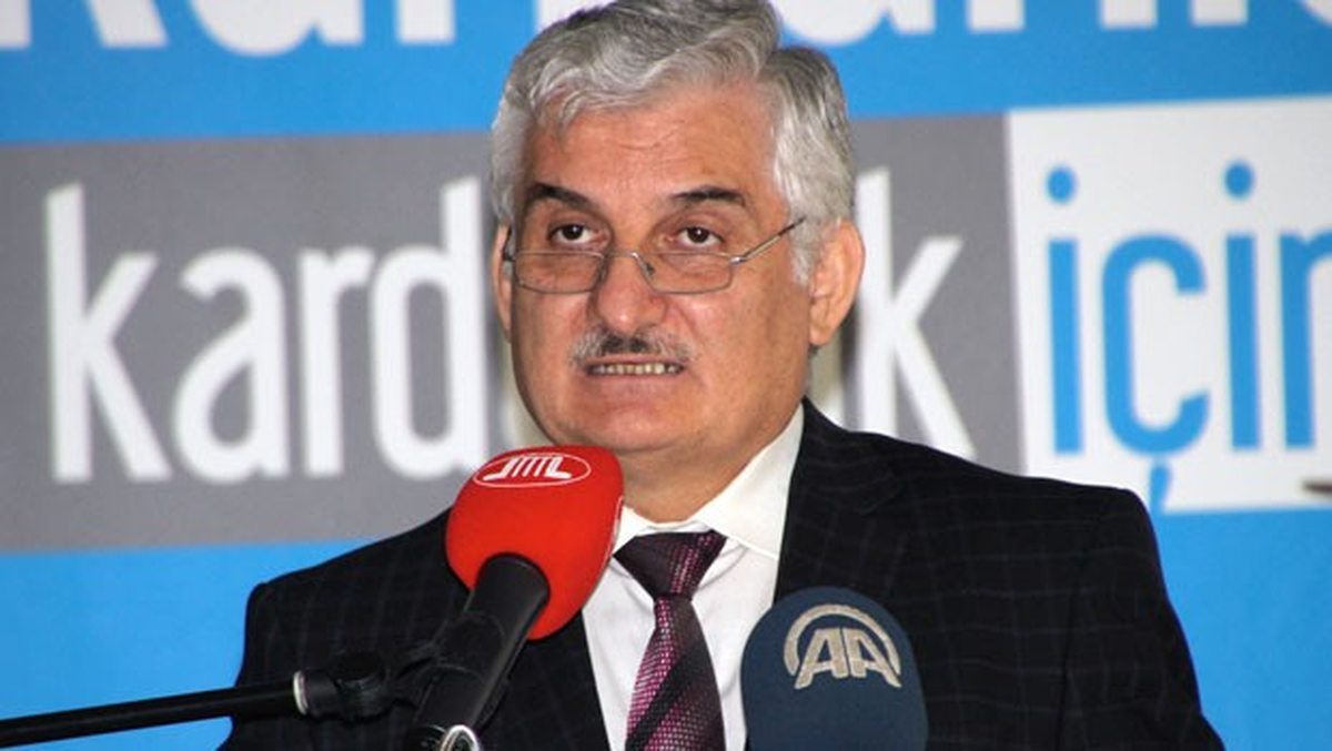 Ditib Büyüyor, O Yüzden Göze Batıyor