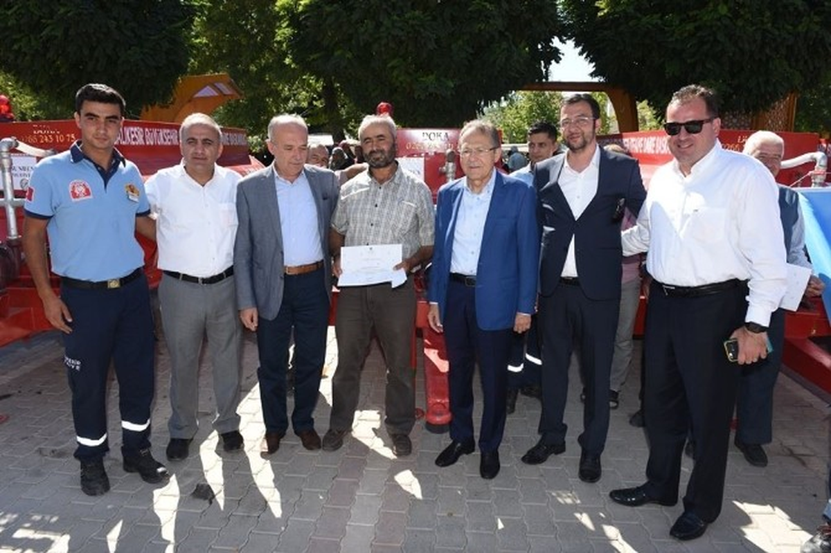Dursunbey\'de Köylere Arozöz Dağıtıldı