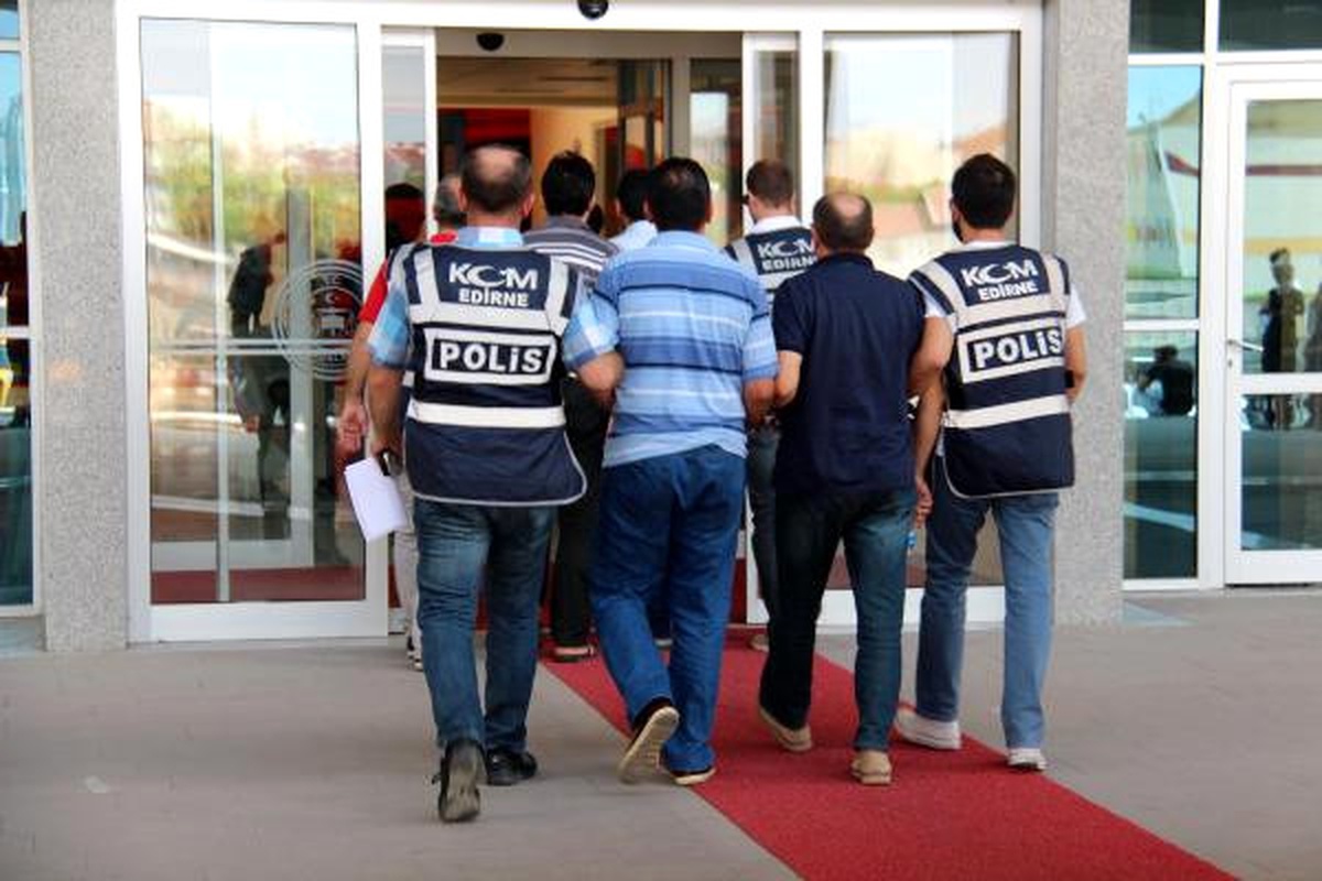 Edirne\'de Fetö/pdy Soruşturmasına 73 Tutuklama