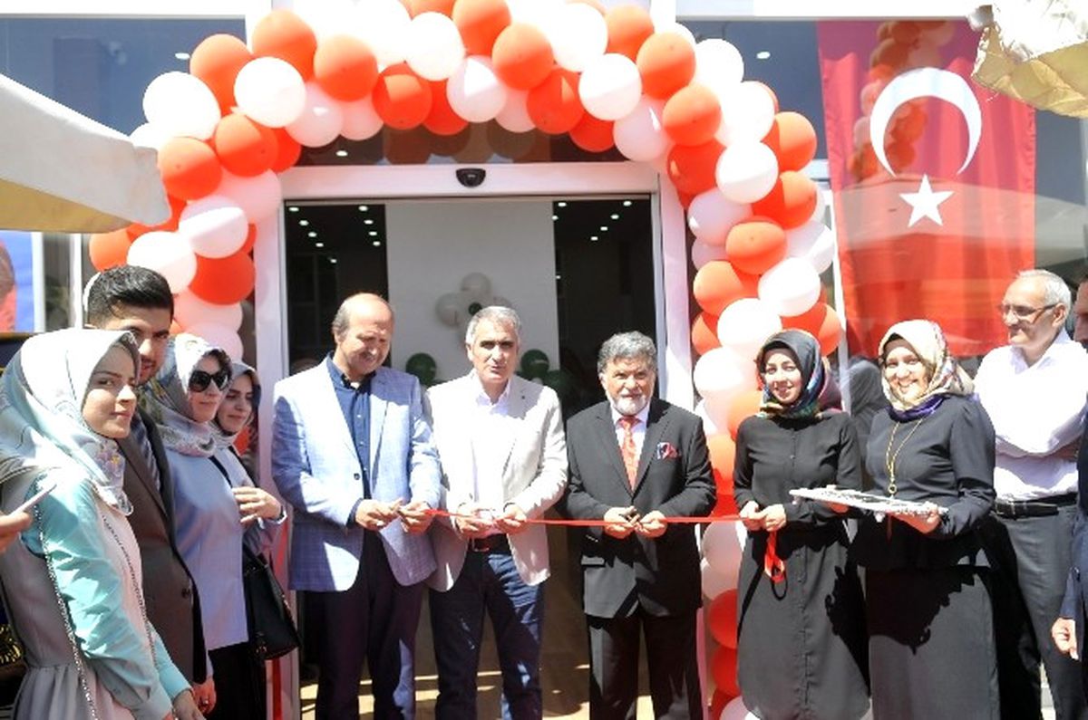 Eminevim 100. Şubesini Bursa\'da Açtı