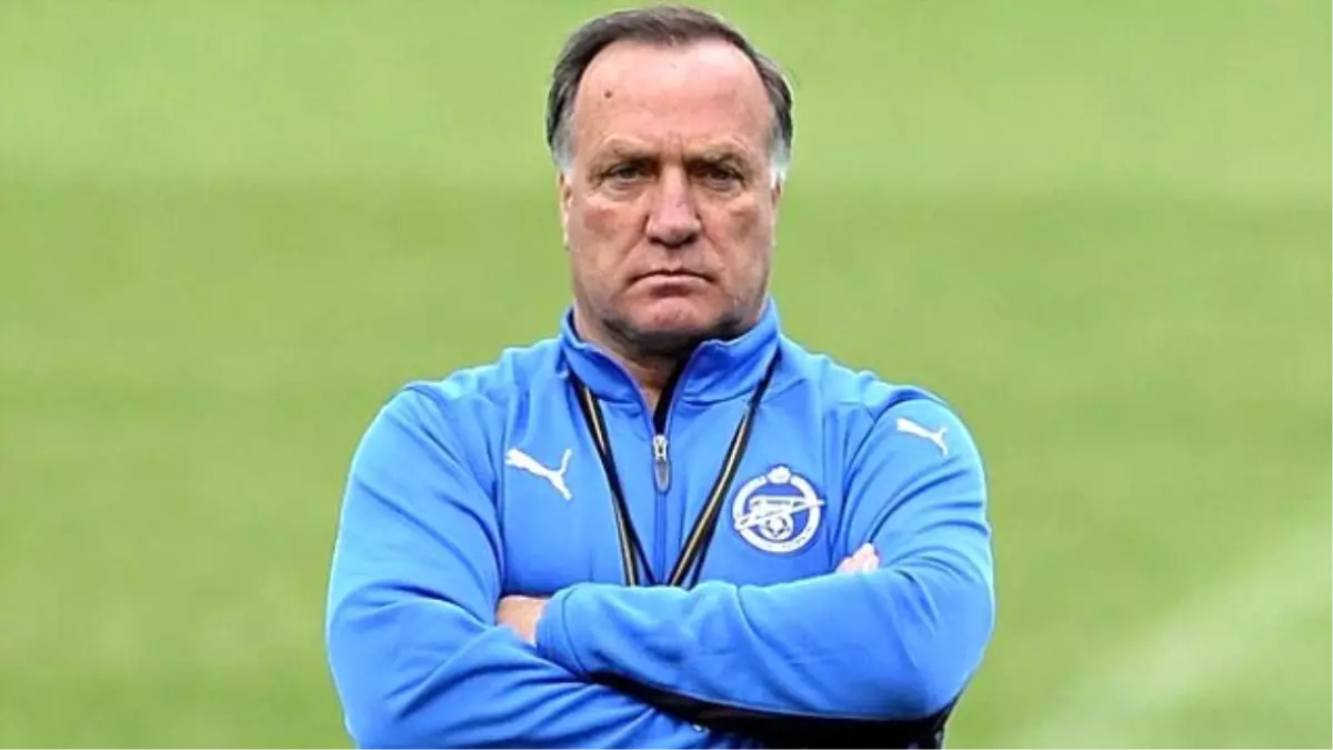 Fenerbahçe Dick Advocaat\'ı Takımın Başına Getirmek İstiyor