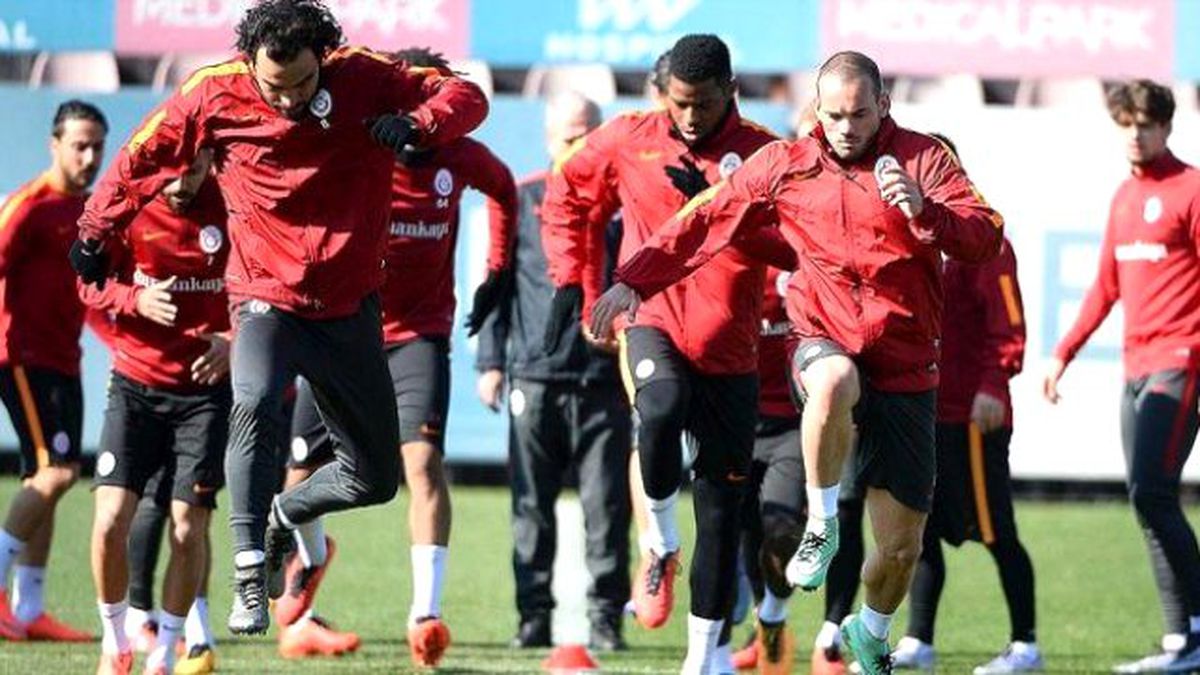 Galatasaray\'da Gözler Süper Lig\'e Çevrildi