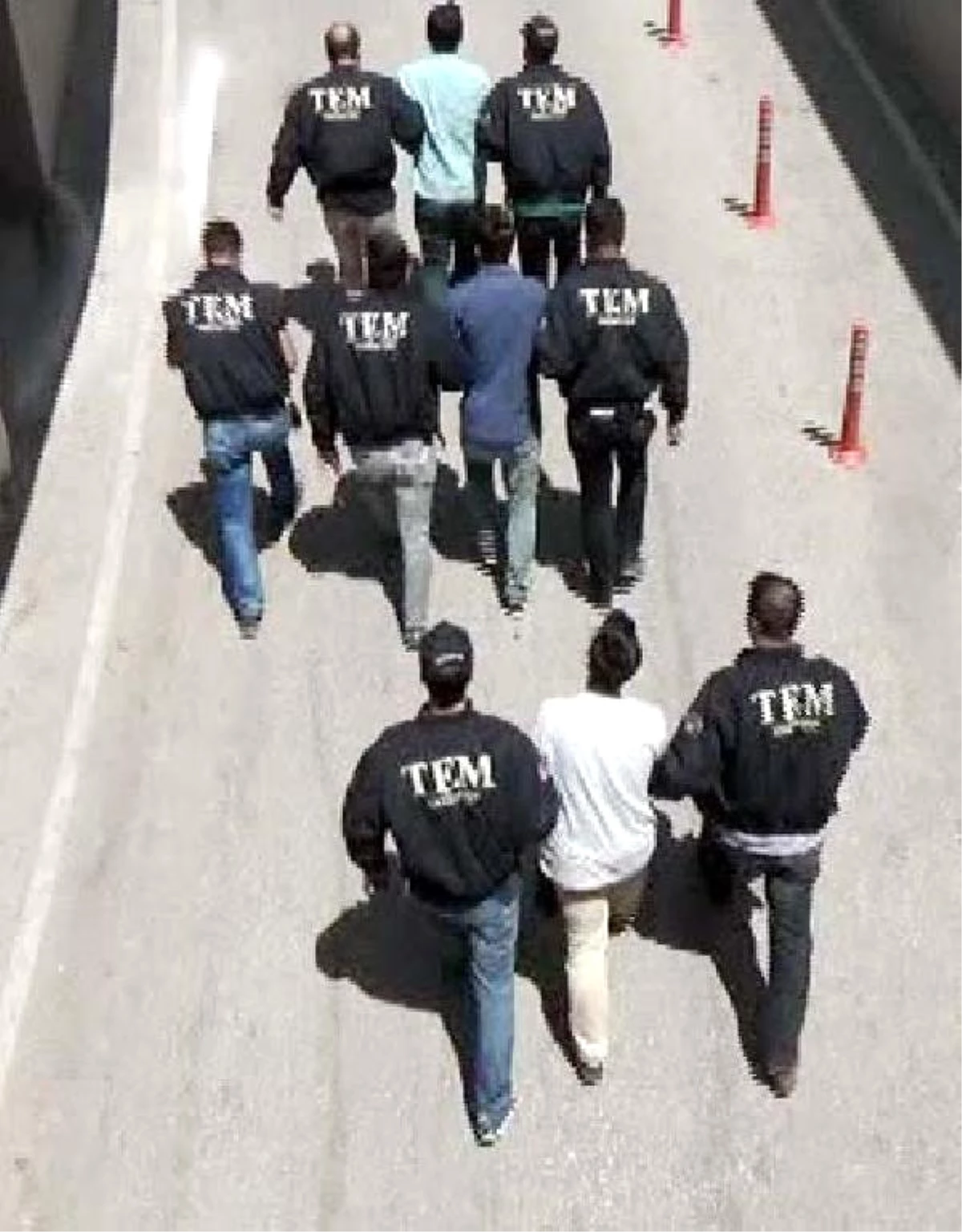 Gaziantep\'te Polisi Şehit Eden Işid\'liye Yardım Eden 3 Kişi Tutuklandı