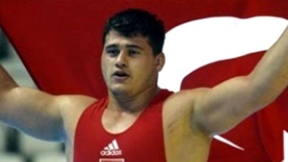 Rıza Kayaalp Finalde