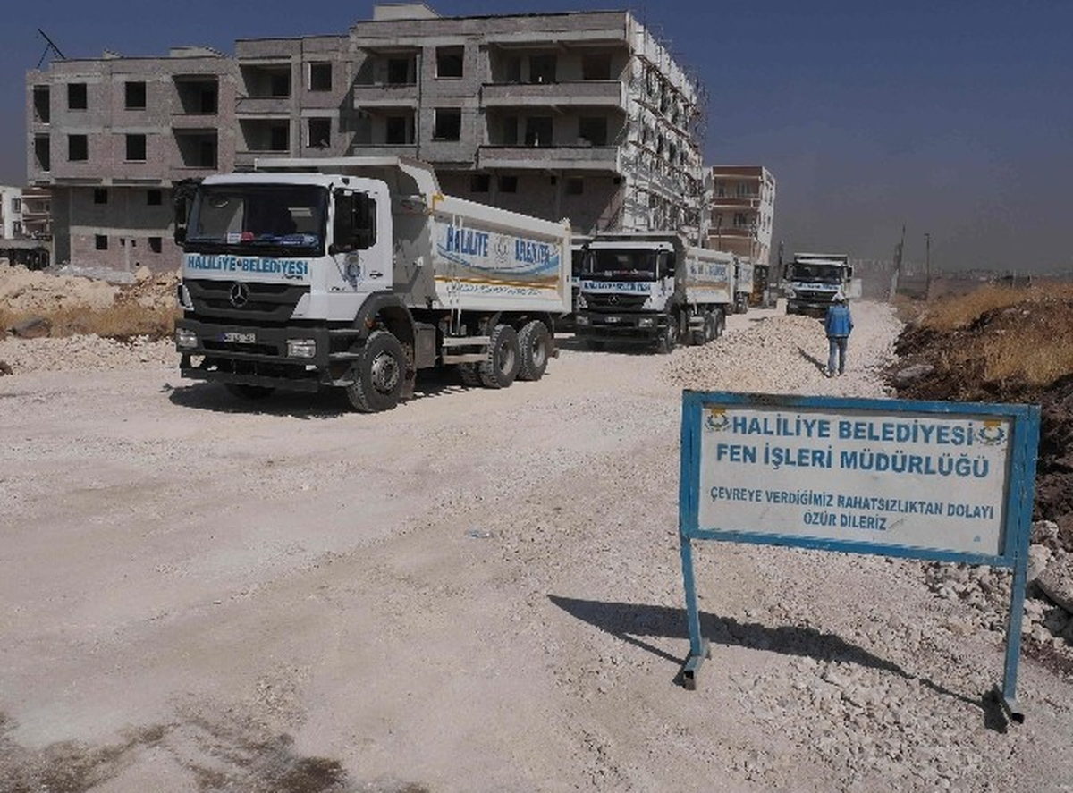 Haliliye\'de Yeni Yollar Vatandaşların Hizmetine Sunuluyor