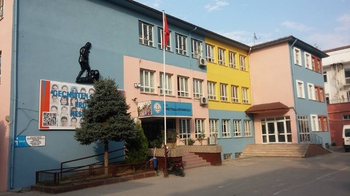 İsmetpaşa Ortaokulu Başarısını Arttırdı