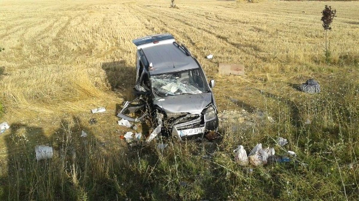 Konya\'da Trafik Kazası: 13 Yaralı