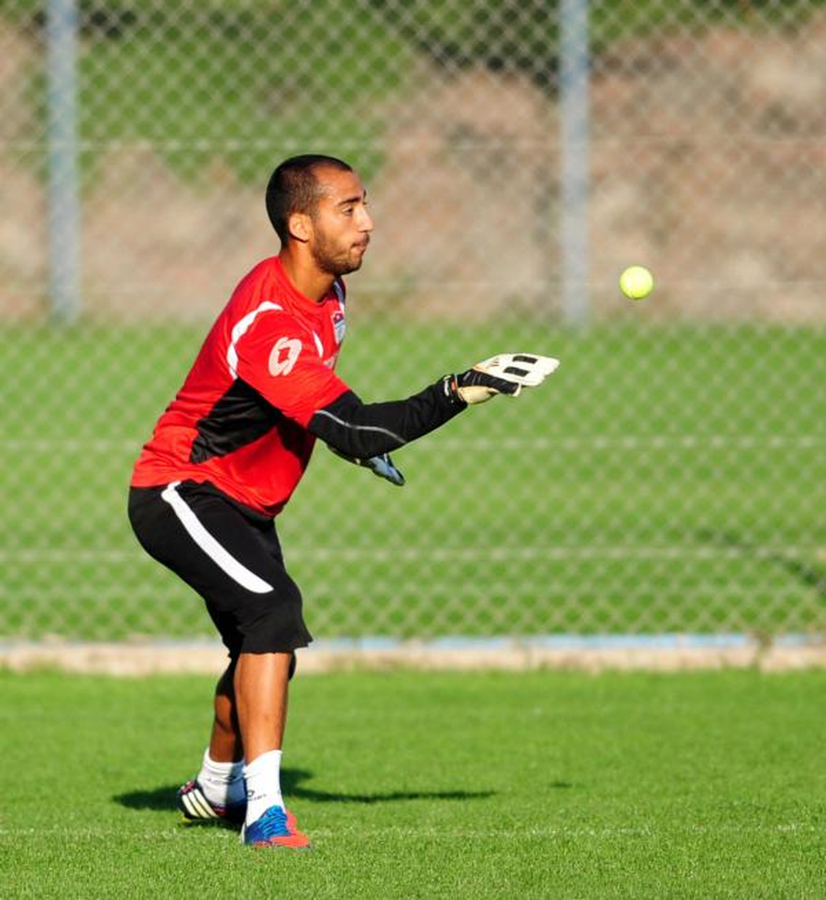 Manisaspor Kaleci Babacan\'dan Uzlaşmak İstiyor
