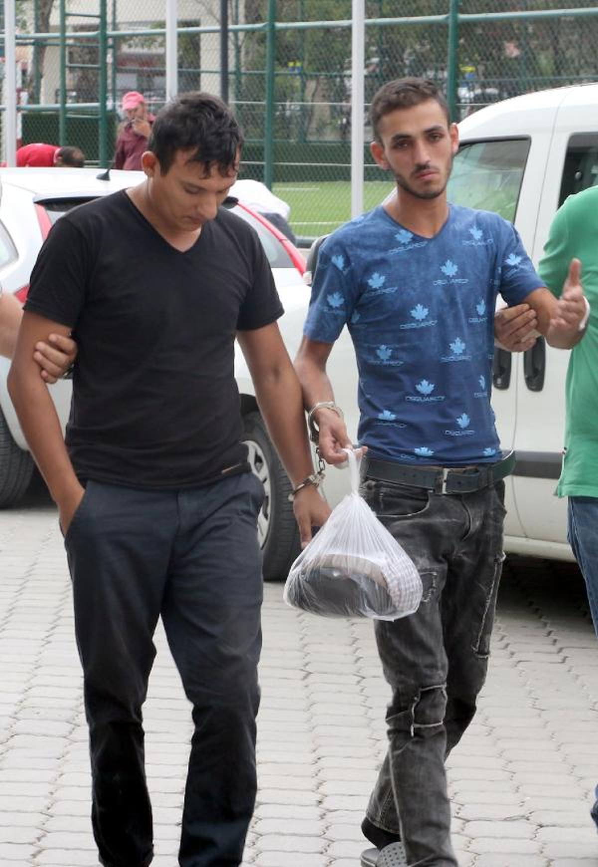 Motosiklet Çaldıkları Öne Sürülen 2 Şüpheli Trafik Kazasına Karışınca Yakalandı