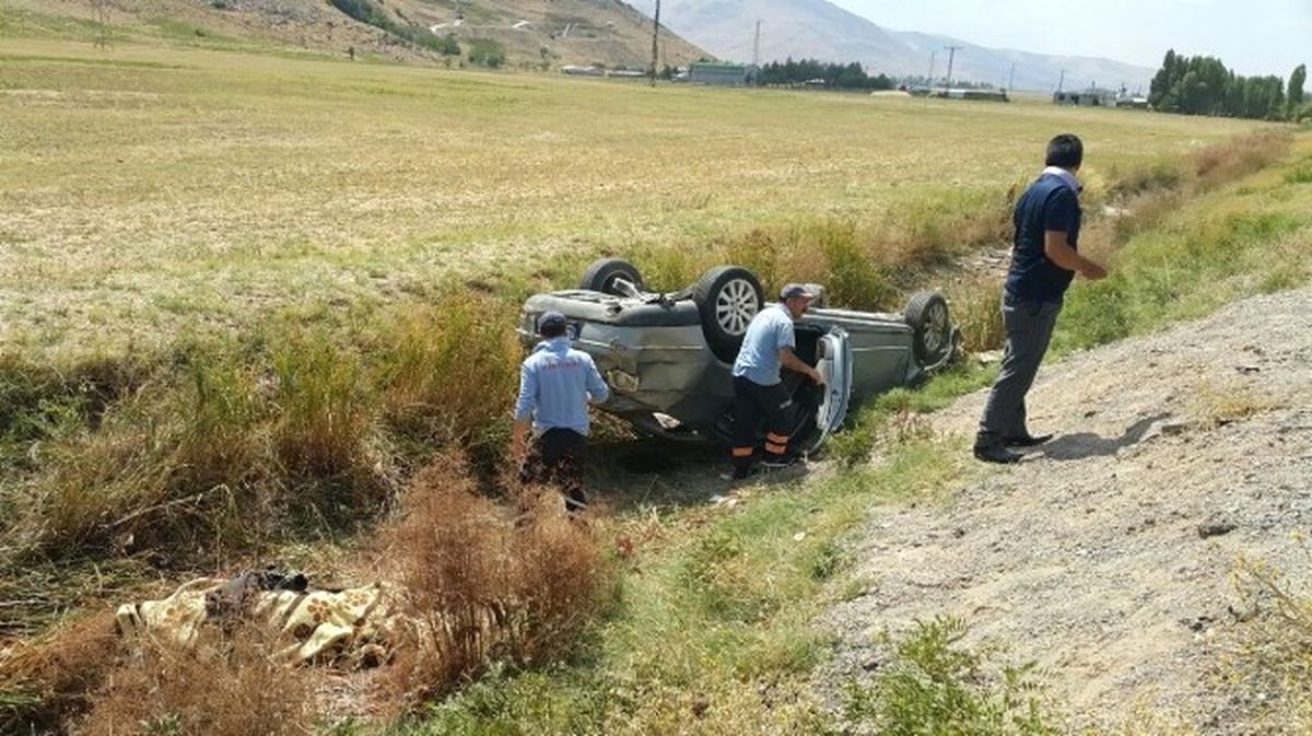 Muş\'ta Trafik Kazası: 1 Ölü, 4 Yaralı