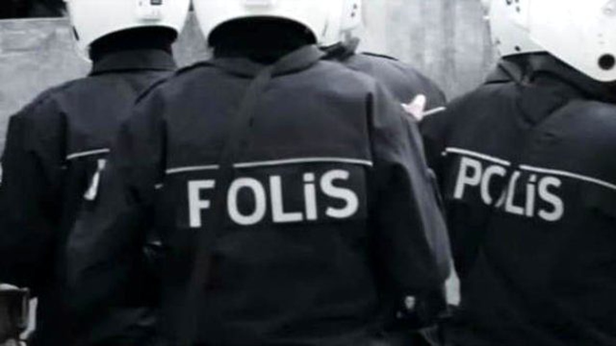 Nevşehir\'de 21 Polis Memuru Gözaltına Alındı
