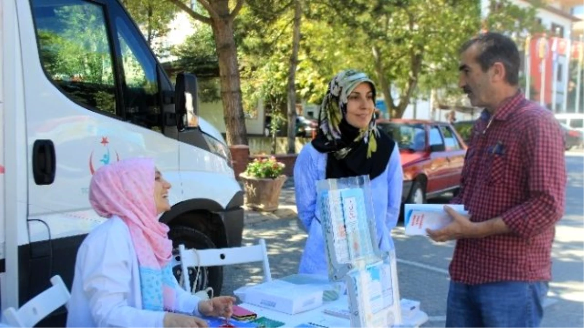 Osmaneli\'deki Vatandaşlar Sağlıklı Yaşam İçin Bilgilendirdi