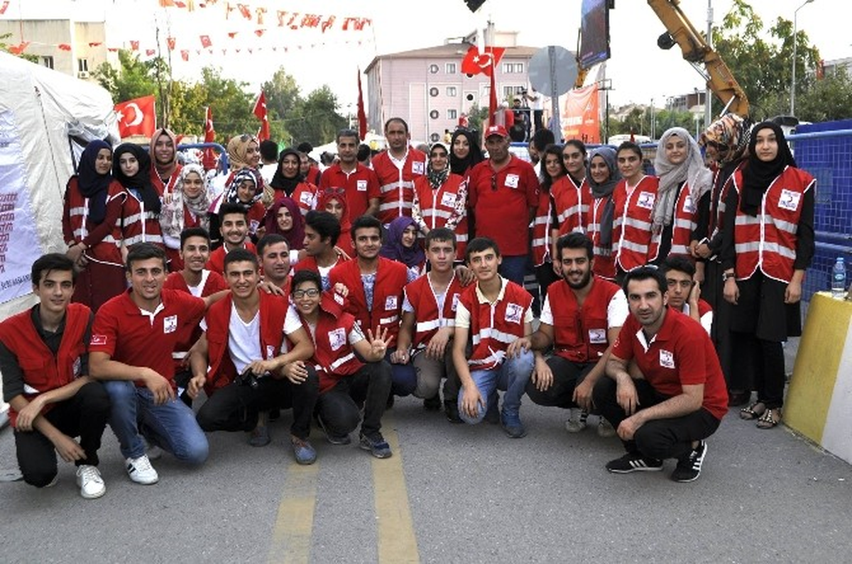 Türk Kızılayı 27 Günde 1 Milyon 550 Bin Su Dağıttı
