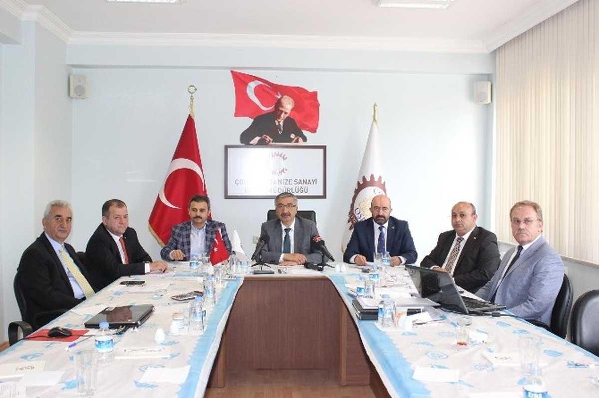 Vali Kılıç\'tan Osb\'de Değerlendirme Toplantısı