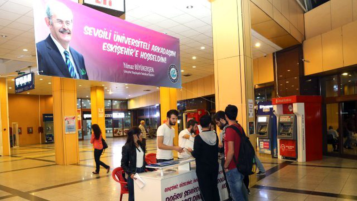 Yeni Üniversitelileri Büyükşehir Karşılıyor