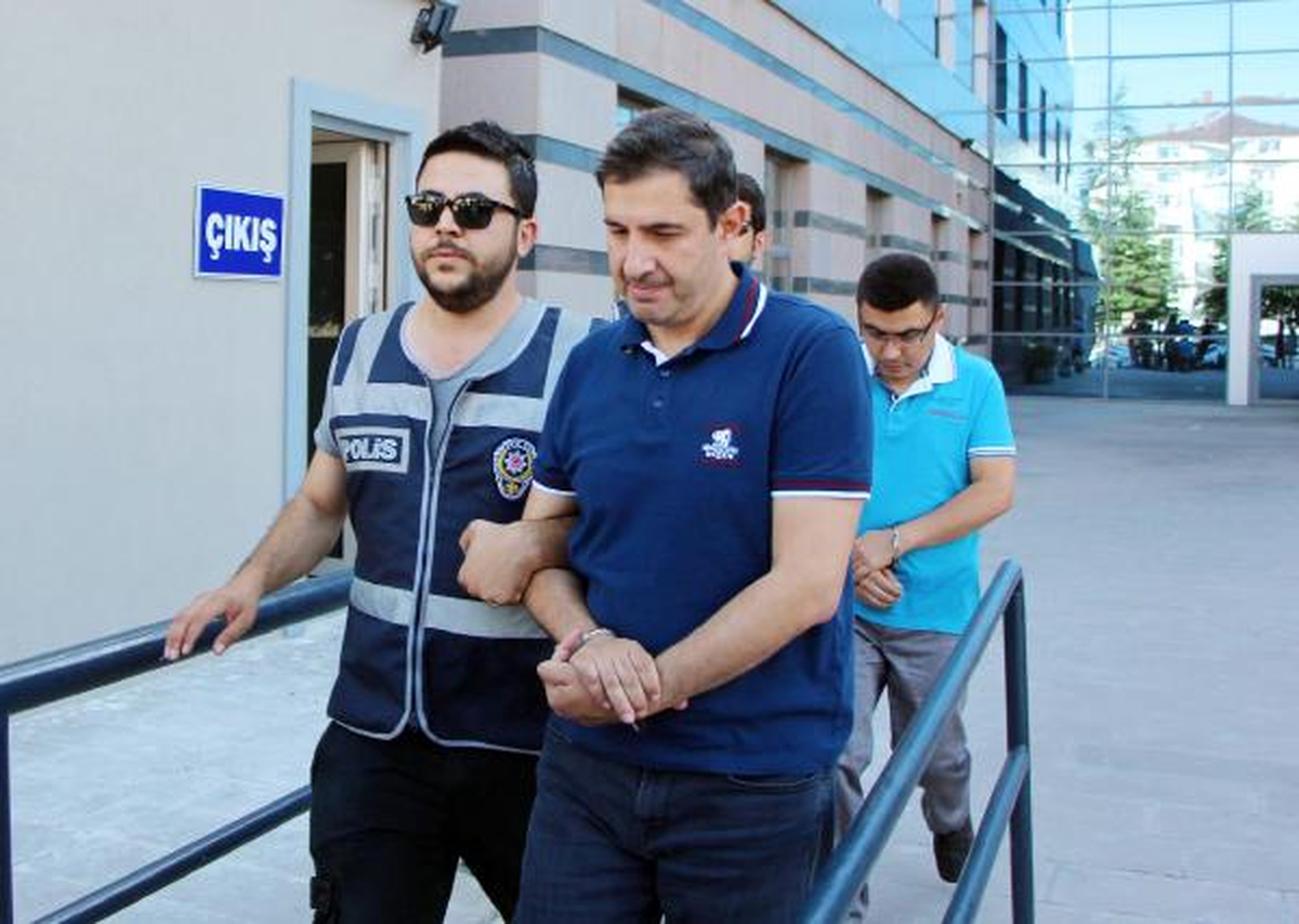 Yurt Dışına Kaçan İş Adamının Kardeşine Fetö Gözaltısı