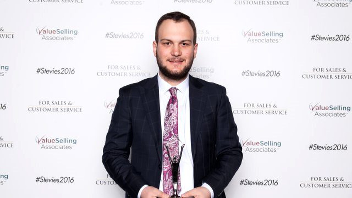 Ağırbaş Stevie Awards Ödülünü 15 Temmuz Şehitlerine Armağan Etti